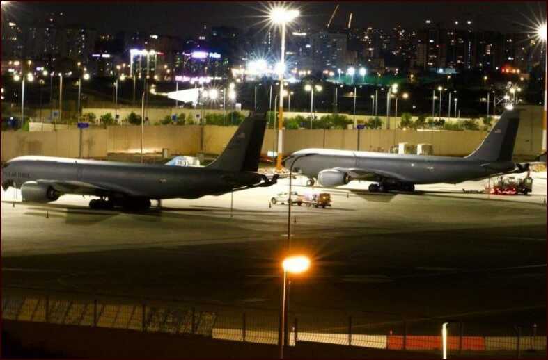 נמל התעופה בן גוריון 14 מטוסי תדלוק מסוג KC135 השייכים לחיל האוויר האמריקאי.
